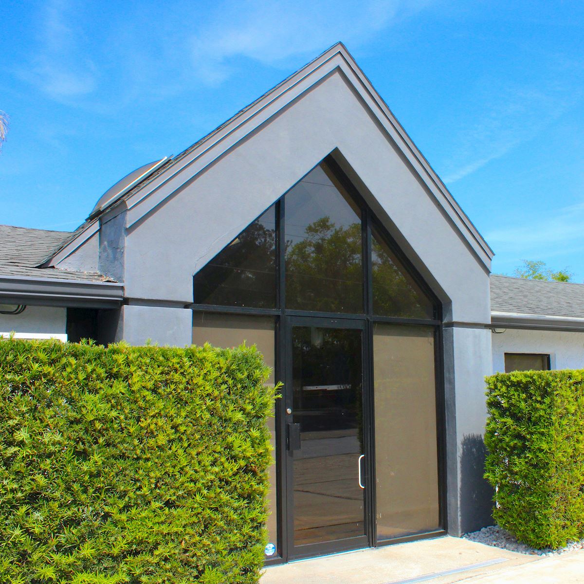 How to Help Your Clients Invest in Prime Office Space During a Fluctuating Commercial Real Estate Environment